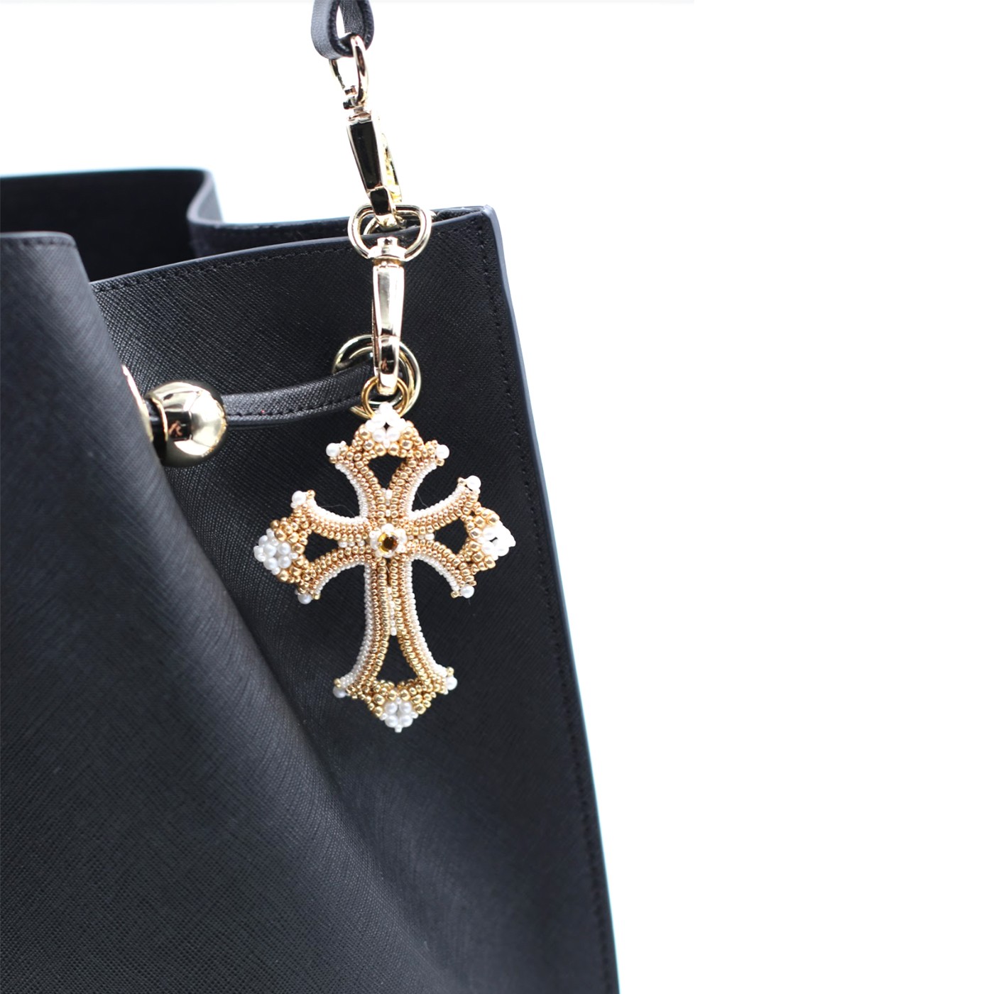 Beuteltasche Black mit Kreuz