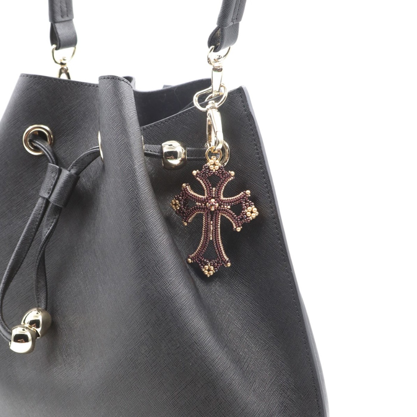 Beuteltasche Black mit Kreuz Beuteltasche Black mit Kreuz