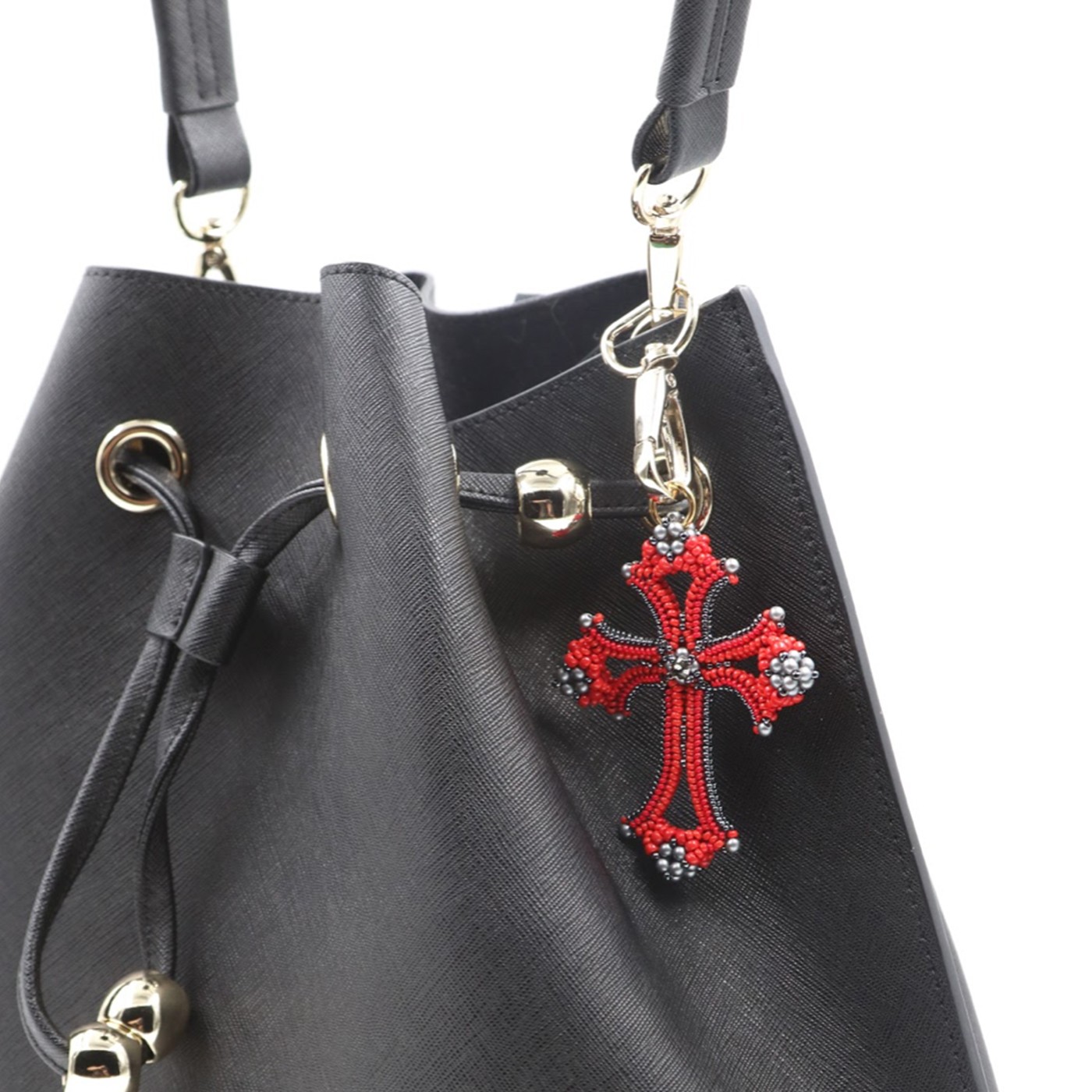 Beuteltasche Black mit Kreuz